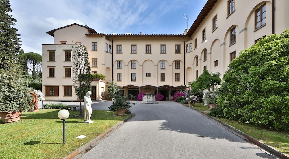 Hotel Neroli 4*