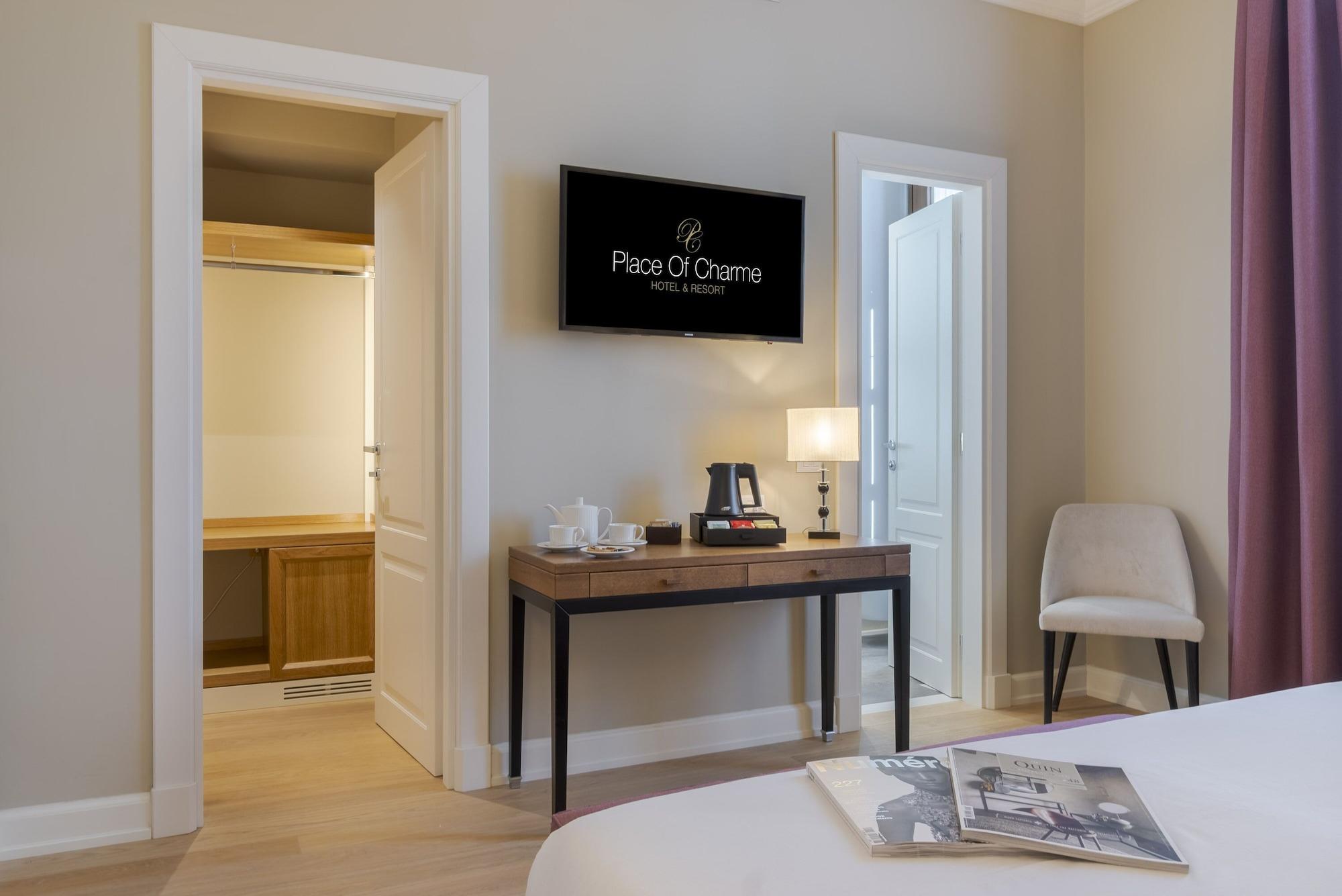 Hotel Neroli 4*